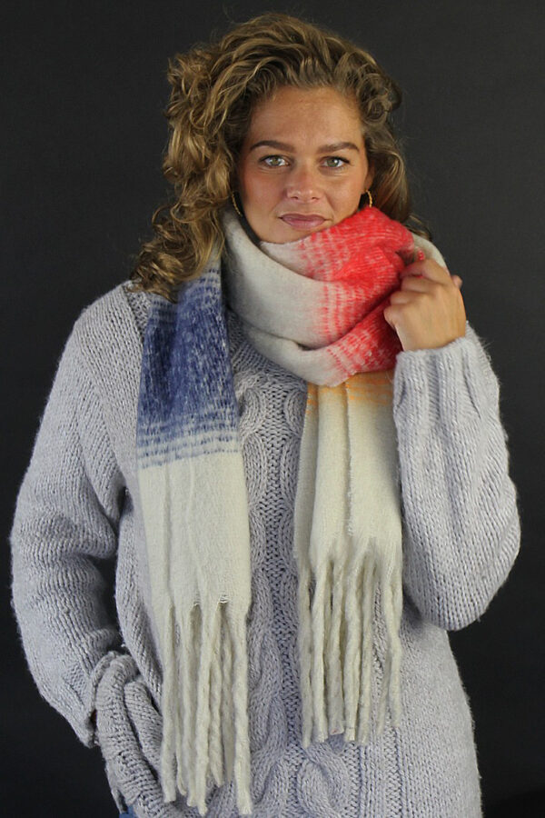 Gestreepte sjaal rood geel blauw wit