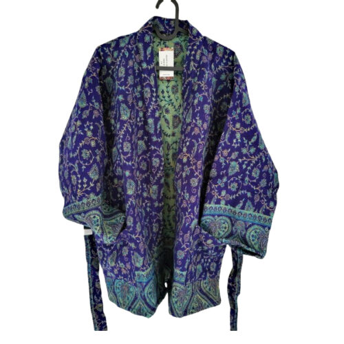 Blauwpaars kimonojasje met bloemen en paisleyprint